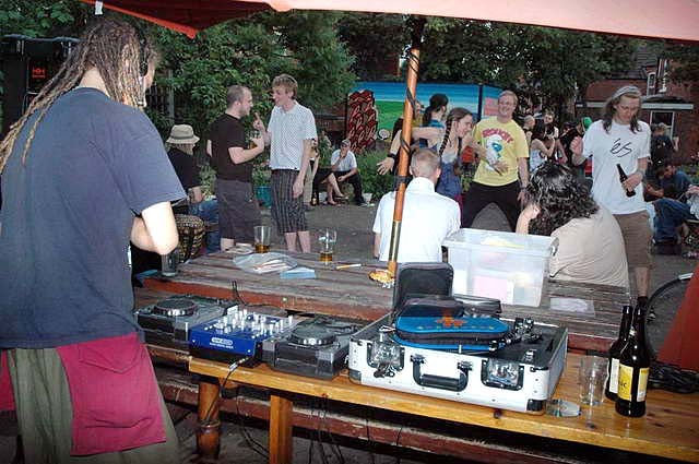 100710_d70_442-medium