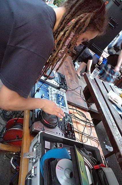 100710_d70_455-medium