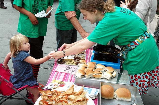 100730_d70_018-medium