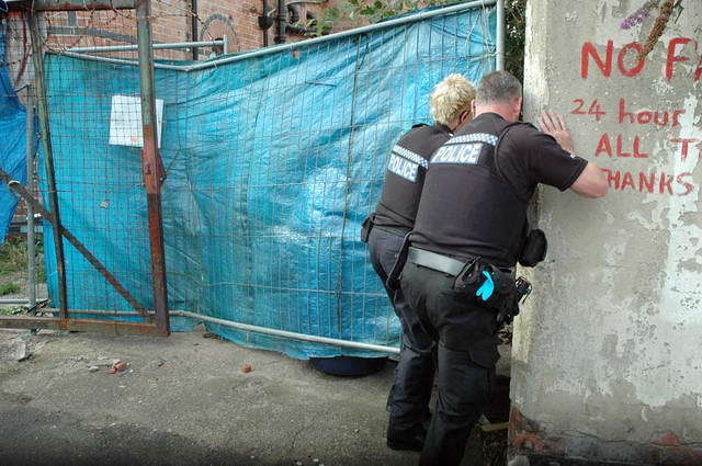 100825_d70_040-medium