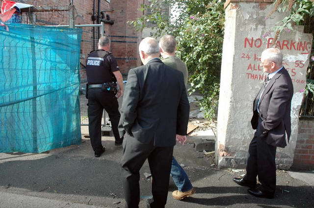 100825_d70_046-medium