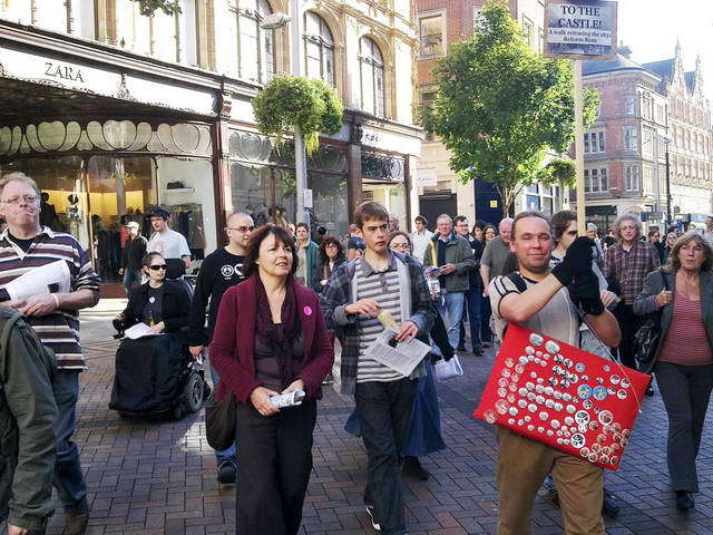 101010_e72_011-medium