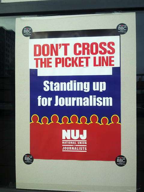 101105_e72_002-medium