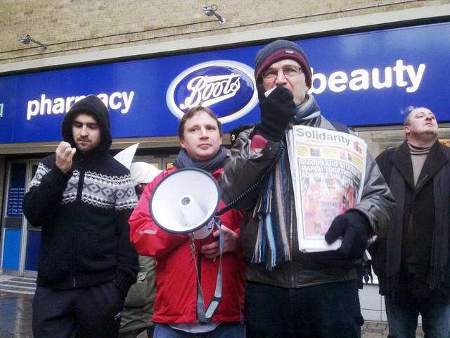 101204_e72_040-medium