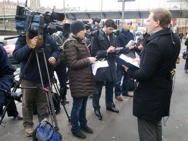 110110_e72_002-medium