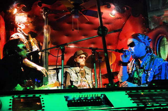 110218_d300s_254-medium