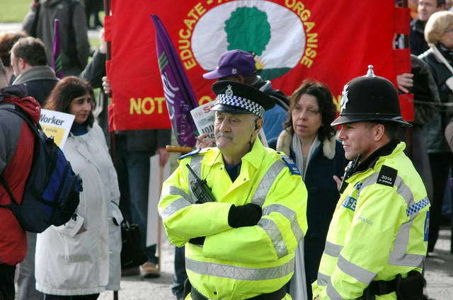 02_110224_d70_004-medium