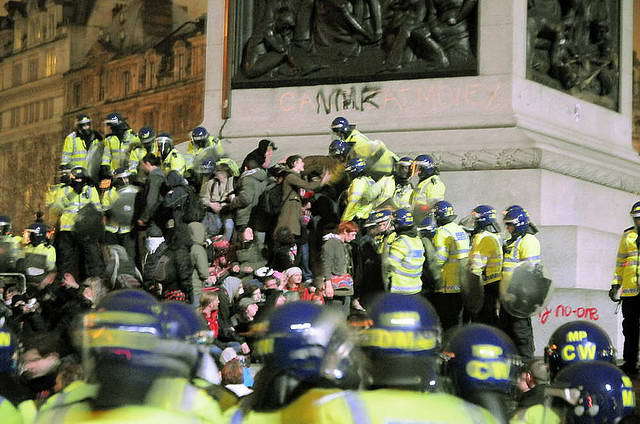 110326_d300s_1228-medium