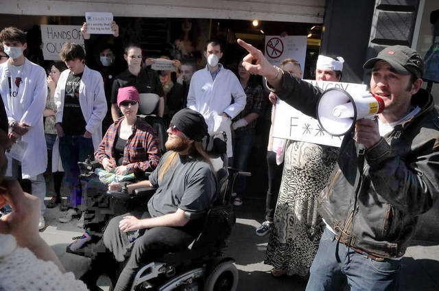 110409_d300s_130-medium