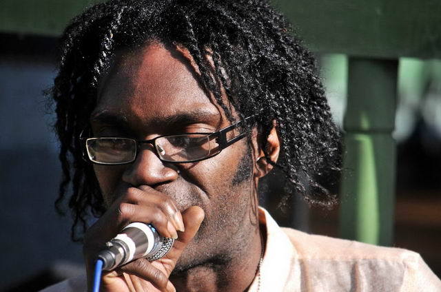 110522_d300s_166-medium