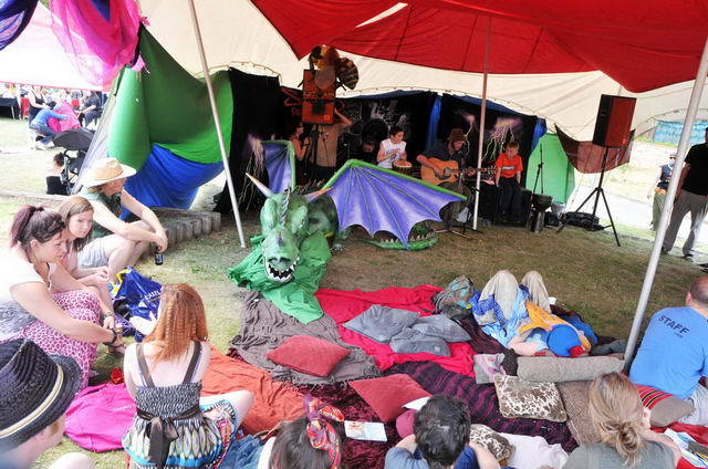 110702_d300s_435-medium