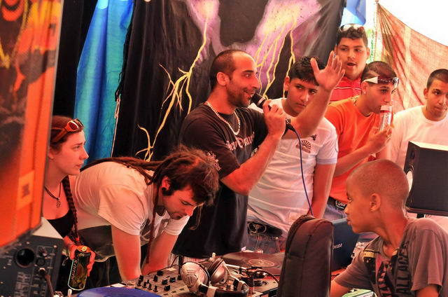 110702_d300s_529-medium