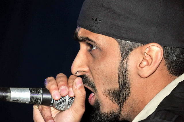 111110_d300s_074-medium