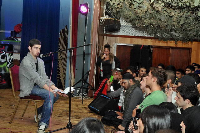 111110_d300s_175-medium