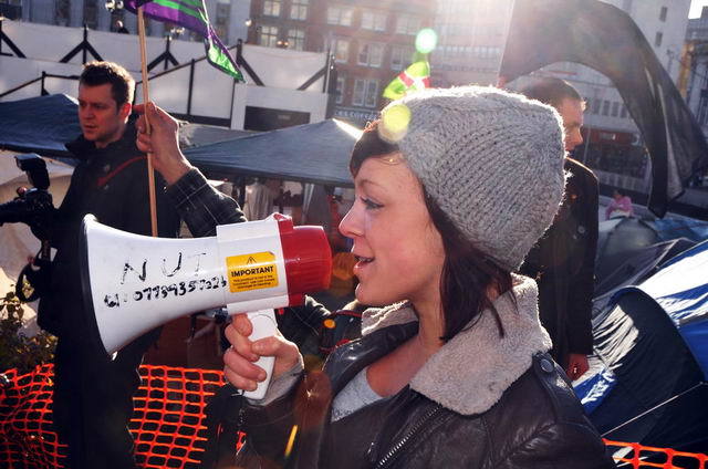 111130_d300s_194-medium