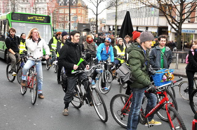 111130_d300s_380-medium