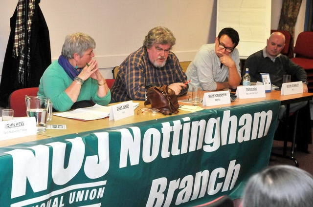 111130_d300s_461-medium