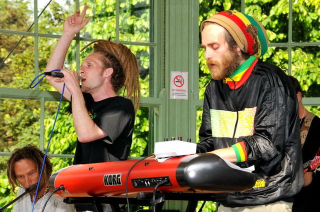 120610_d300s_104-medium