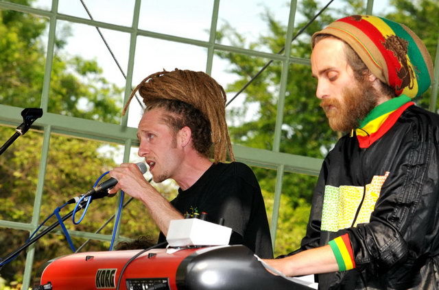 120610_d300s_106-medium