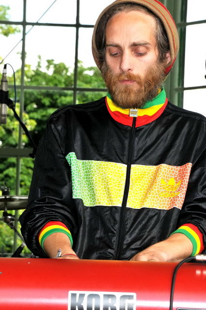 120610_d300s_149-medium