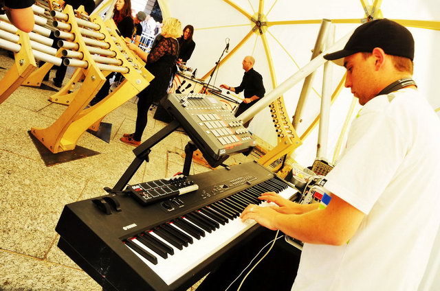 120915_d300s_073-medium