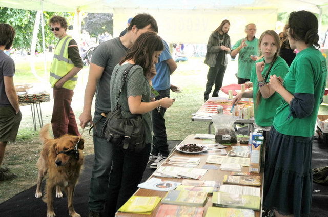 130901_d300s_311-medium